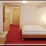 Hotel Alpenschlössl Garni 3*