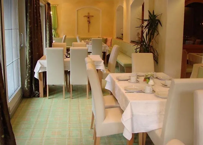 Garni Alpenschloessl Hotel Mayrhofen