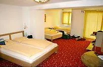 Hotell Garni Alpenschloessl 3*
